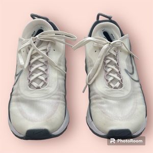 Women’s Nike Air Max 2090